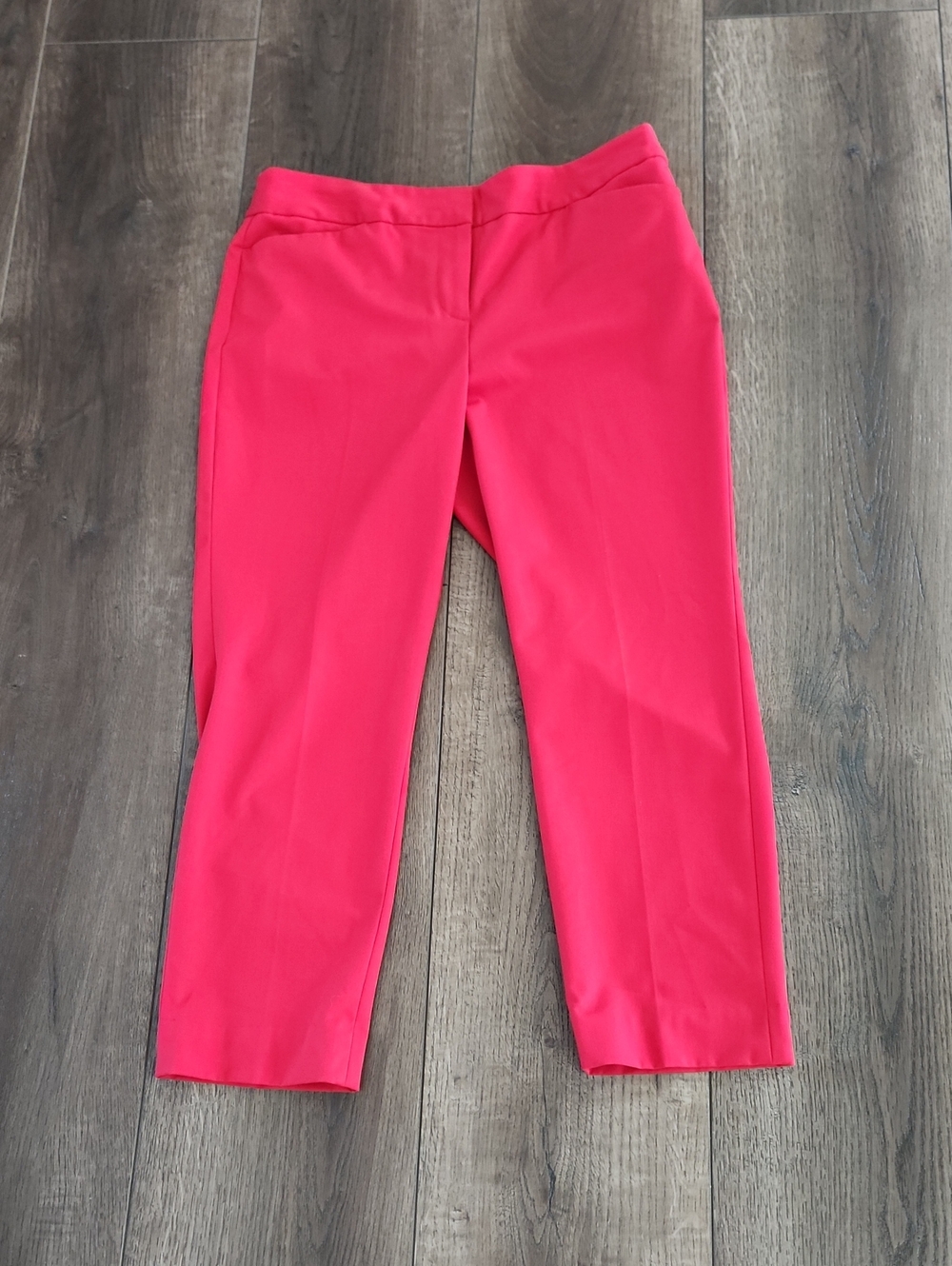 Liz Claiborne Bright Pink Cropped Straight-Leg Pants